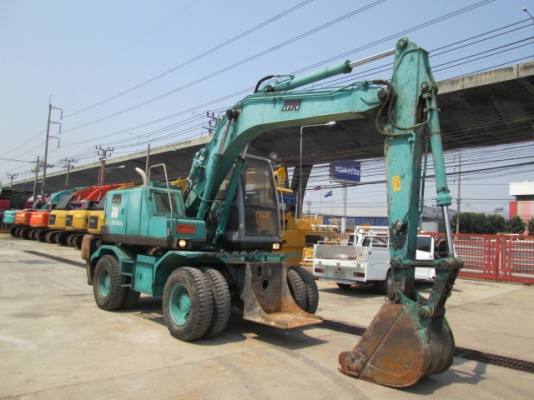 ขายรถขุดล้อยาง KOBELCO SK100W มือสองใช้งานในไทยแล้ว