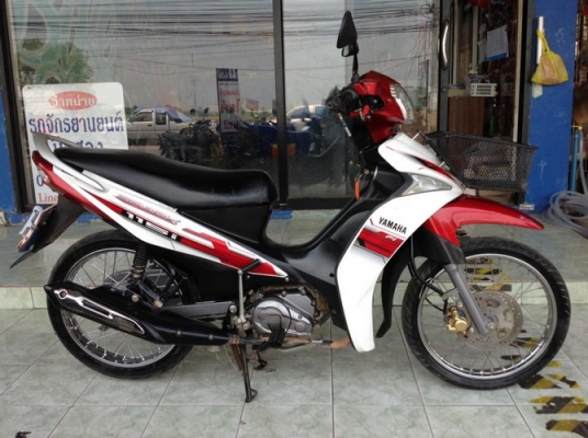 Yamaha Spark 115i (สตาร์ทมือ) รถปี57 สีขาว-แดง สวยๆราคาถูกๆ