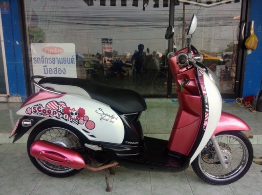 Honda Scoopy-i รถปี53 หัวฉีดประหยัดน้ำมัน สวยๆราคาถูกครับ