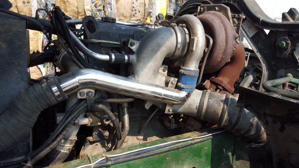 ขายเดก้า320ปี48รถสวยจัดพร้อมใช้งานเครื่องดี คัทซีสวย ภายในสวย