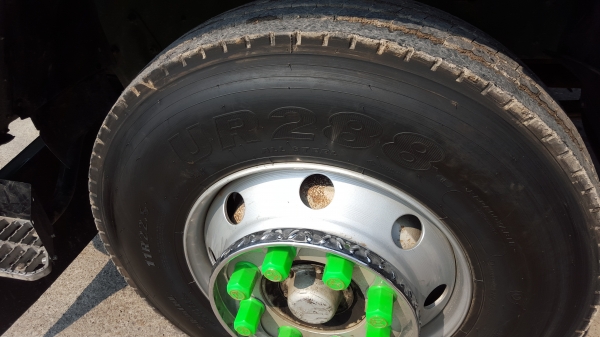 ขายเดก้า320ปี48รถสวยจัดพร้อมใช้งานเครื่องดี คัทซีสวย ภายในสวย