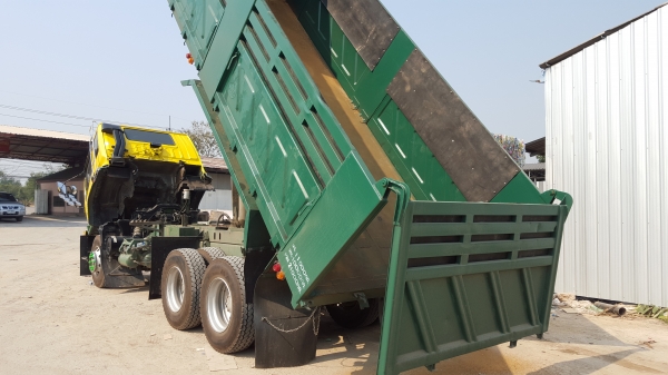 ขายเดก้า320ปี48รถสวยจัดพร้อมใช้งานเครื่องดี คัทซีสวย ภายในสวย