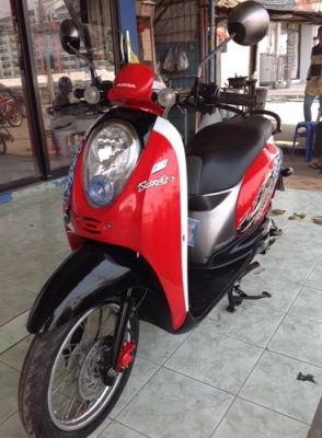 Honda Scoopy-i ลายแอคทีฟบอย รถปี55 หัวฉีดประหยัดน้ำมัน สวยๆราคาถูก
