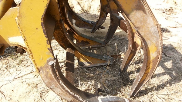 รถคีบไม้/คีบอ้อย YANMAR EF453T-45 แรง คีบหลัง PSC-ป.เสรีโชคชัย ฯ บูมเดี่ยว เล่มทะเบียนครบ **  ขาย รถคีบอ้อย/คีบไม้ YANMAR EF453T 45HP 4WD ปี51 วางเครื่อง NISSAN TD27-T เครื่องเทอร์โบ แน่น แรงดี ครับ เกียร์เดิม ครับ เกียร์ดี เข้าง่าย