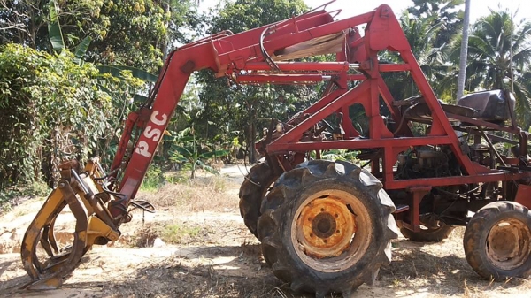 รถคีบไม้/คีบอ้อย YANMAR EF453T-45 แรง คีบหลัง PSC-ป.เสรีโชคชัย ฯ บูมเดี่ยว เล่มทะเบียนครบ **  ขาย รถคีบอ้อย/คีบไม้ YANMAR EF453T 45HP 4WD ปี51 วางเครื่อง NISSAN TD27-T เครื่องเทอร์โบ แน่น แรงดี ครับ เกียร์เดิม ครับ เกียร์ดี เข้าง่าย