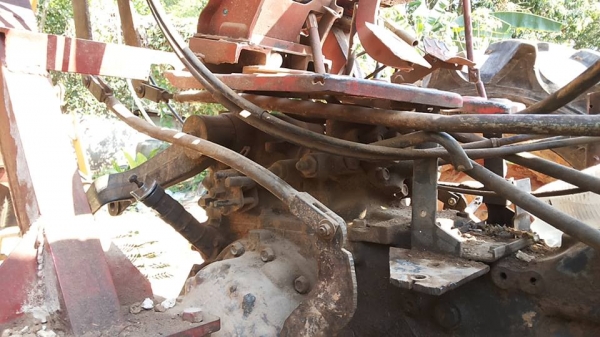 รถคีบไม้/คีบอ้อย YANMAR EF453T-45 แรง คีบหลัง PSC-ป.เสรีโชคชัย ฯ บูมเดี่ยว เล่มทะเบียนครบ **  ขาย รถคีบอ้อย/คีบไม้ YANMAR EF453T 45HP 4WD ปี51 วางเครื่อง NISSAN TD27-T เครื่องเทอร์โบ แน่น แรงดี ครับ เกียร์เดิม ครับ เกียร์ดี เข้าง่าย