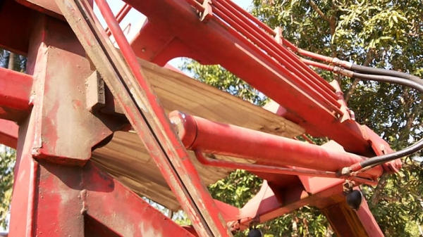 รถคีบไม้/คีบอ้อย YANMAR EF453T-45 แรง คีบหลัง PSC-ป.เสรีโชคชัย ฯ บูมเดี่ยว เล่มทะเบียนครบ **  ขาย รถคีบอ้อย/คีบไม้ YANMAR EF453T 45HP 4WD ปี51 วางเครื่อง NISSAN TD27-T เครื่องเทอร์โบ แน่น แรงดี ครับ เกียร์เดิม ครับ เกียร์ดี เข้าง่าย