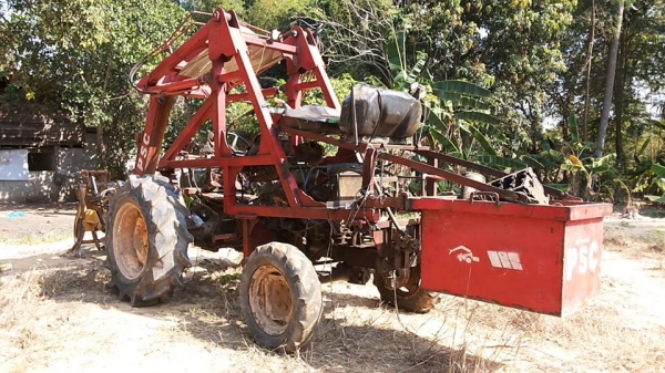 รถคีบไม้/คีบอ้อย YANMAR EF453T-45 แรง คีบหลัง PSC-ป.เสรีโชคชัย ฯ บูมเดี่ยว เล่มทะเบียนครบ **  ขาย รถคีบอ้อย/คีบไม้ YANMAR EF453T 45HP 4WD ปี51 วางเครื่อง NISSAN TD27-T เครื่องเทอร์โบ แน่น แรงดี ครับ เกียร์เดิม ครับ เกียร์ดี เข้าง่าย