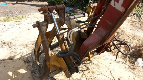 รถคีบไม้/คีบอ้อย YANMAR EF453T-45 แรง คีบหลัง PSC-ป.เสรีโชคชัย ฯ บูมเดี่ยว เล่มทะเบียนครบ **  ขาย รถคีบอ้อย/คีบไม้ YANMAR EF453T 45HP 4WD ปี51 วางเครื่อง NISSAN TD27-T เครื่องเทอร์โบ แน่น แรงดี ครับ เกียร์เดิม ครับ เกียร์ดี เข้าง่าย