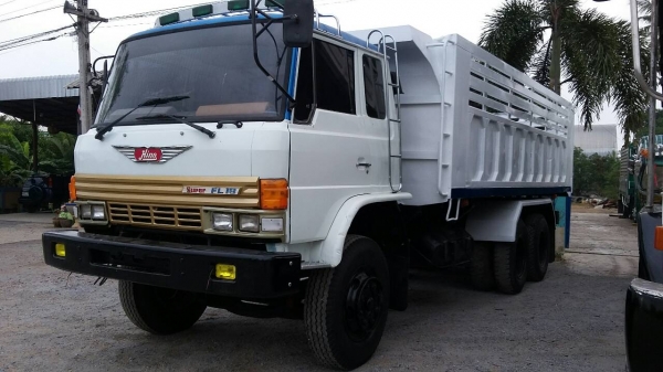 ขายรถ 10 ล้อดั๊พม์ HINO 729 รถ 2 เพลา มีสโลกลาง 4 สปีด เครื่อง EL100 = 190 แรงม้า เครื่องดีมาก ไม่หลวม ราคาเบา 580000 บาทครับ