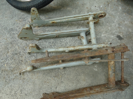 ตะเกรียบรถโบราณ 3 อัน (1000)