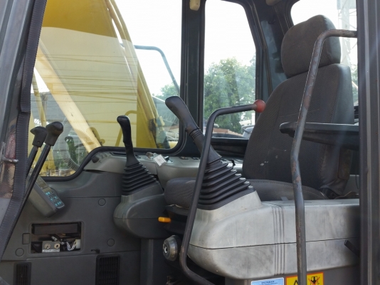 โปรโมชั่น ลดราคาประจำปี !! ขาย รถแบคโฮ ยีห้อ KOMASU PC130-6K รถเก่านอกแท้ ไม่เคยผ่านการใช้งานในไทยมาก่อน