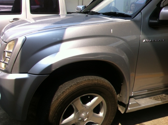 Isuzu 2.5 ยกสูง ปี2007 จดปี2008 วิ่งน้อย มือเดียว ถูกสุดๆ มีรอยข้างล้อนิดหน่อย