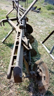 ผานบุกเบิก โครงสี่หางสาม pt ผานบุกเบิก โครงสี่หางสาม pt