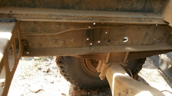 รถฮีโน่ 6 ล้อดั้ม  FD3H  195 แรงม้า. ปี 38.  ( รถประกอบ. )    สนใจติดต่อ  081 - 6079515