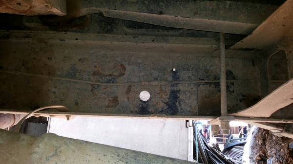 รถฮีโน่ 6 ล้อดั้ม  FD3H  195 แรงม้า. ปี 38.  ( รถประกอบ. )    สนใจติดต่อ  081 - 6079515