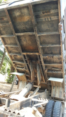 รถฮีโน่ 6 ล้อดั้ม  FD3H  195 แรงม้า. ปี 38.  ( รถประกอบ. )    สนใจติดต่อ  081 - 6079515