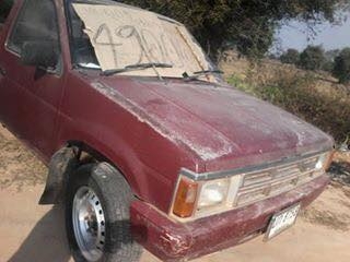 ขายนิสัน เครื่อง2700 ฝาดำ เครื่องดี. คัสชีสวยตลอดเส้นรับรองได้. ภายในสวย  รถพร้อมใช้. ภาสี57 ราคา39000 สนใจ0930693225 สารคาม