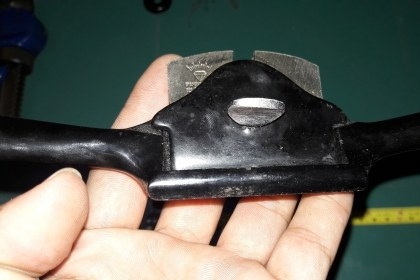 ขายกบผีเสื้องานเก่าตราเพชรMade in China.