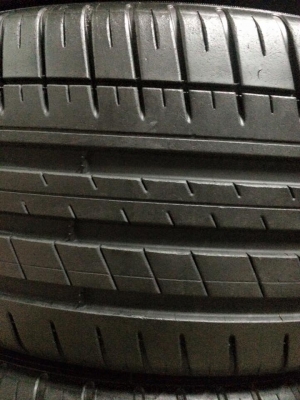 ขายยาง มิชลิน 225/45/17 ปี5212 กับ 0214