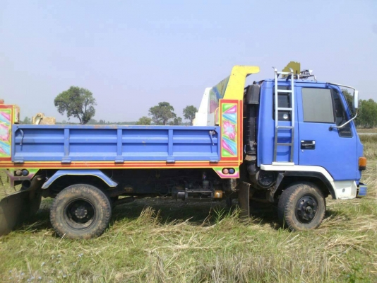 ขายรถ6ล้อ ดั้มร็อกกี้175แรง พาวเวอร์ ทิฟฟี่ ภายในสวย แอร์เย็น เอกสารพร้อมโอน ราคา570,000 สนใจโทร 090-8588220คุณนะ 093-3258446คุณบิว หรือเข้าดูสินค้าอื่นๆได้ที่ www.truck.in.th/498 หรือเพจFacebook ณรงค์ ซื้อขายรถมือสอง (เว็บไซต์ส่วนตัว) หรือFacebook คุณนะ