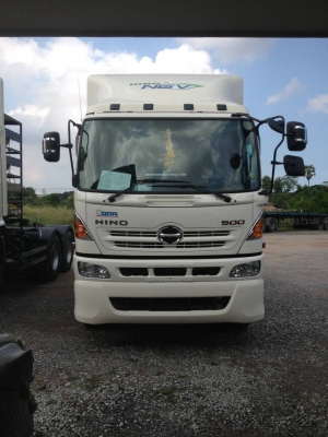 ขายรถบรรทุก 10 ล้อหัวลาก HINO MEGA 251 แรงม้า ติดแก็ส CNG ราคา 2300000