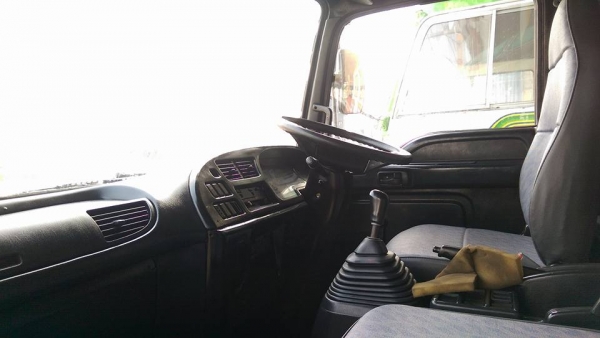 เดกก้า6ล้อ 195แรง กระบะคารโก้ 7.20 รถสวยจัด พร้อมใช้งาน รถห้างแท้ราคาต่อรอง