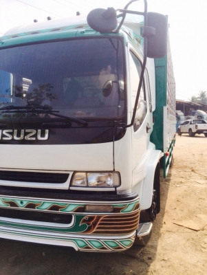 เดกก้า6ล้อ 195แรง กระบะคารโก้ 7.20 รถสวยจัด พร้อมใช้งาน รถห้างแท้ราคาต่อรอง