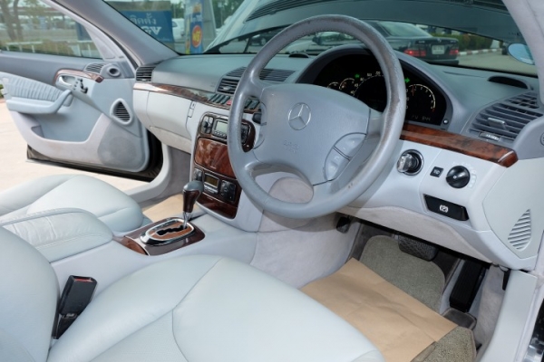 Benz S280 ตัวออฟชั่นเต็ม  รถออกเดรมเลอร์