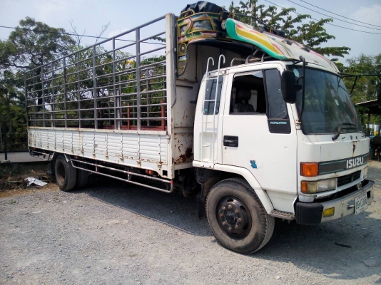 หกล้อ อีซูซุ ร็อก145 ช่วงยาว 7.30ม แอร์ พ.เวอร์ ทิฟฟี ยาง900 สภาพดีพร้อมใช้ ทะเบียนพร้อมโอน หกล้อ อีซูซุ ร็อก145 ช่วงยาว 7.30ม แอร์ พ.เวอร์ ทิฟฟี ยาง900 สภาพดีพร้อมใช้ ทะเบียนพร้อมโอน