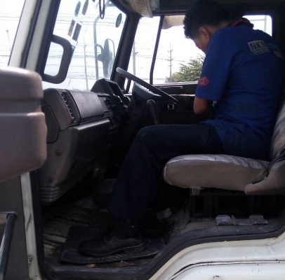 หกล้อ อีซูซุ ร็อก145 ช่วงยาว 7.30ม แอร์ พ.เวอร์ ทิฟฟี ยาง900 สภาพดีพร้อมใช้ ทะเบียนพร้อมโอน หกล้อ อีซูซุ ร็อก145 ช่วงยาว 7.30ม แอร์ พ.เวอร์ ทิฟฟี ยาง900 สภาพดีพร้อมใช้ ทะเบียนพร้อมโอน