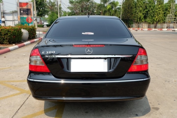 BENZ E200 NGT ตัวTOP CNGโรงงาน