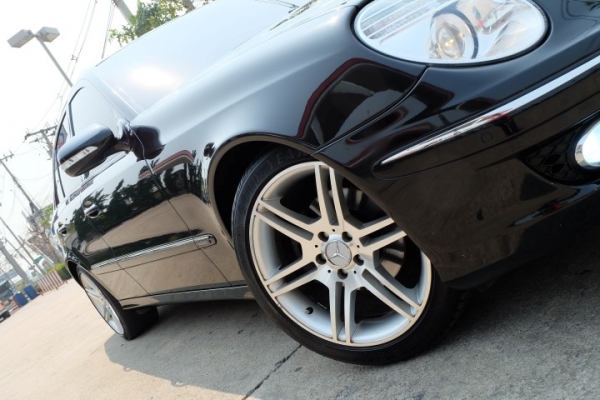 BENZ E200 NGT ตัวTOP CNGโรงงาน