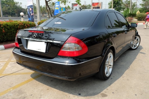 BENZ E200 NGT ตัวTOP CNGโรงงาน