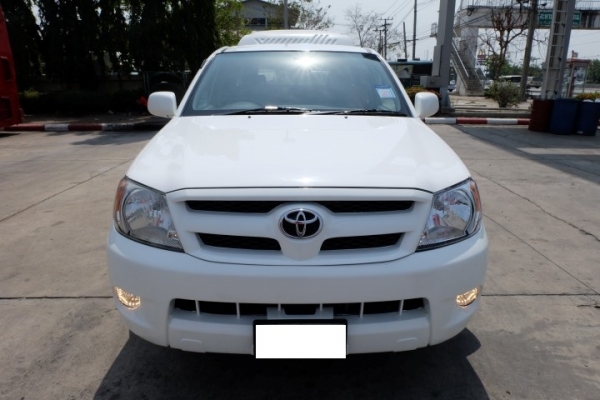 TOYOTA HILUX VIGO 2.5E X-TRA CAB เกียร์ธรรมดา TOYOTA HILUX VIGO 2.5E X-TRA CAB เกียร์ธรรมดา