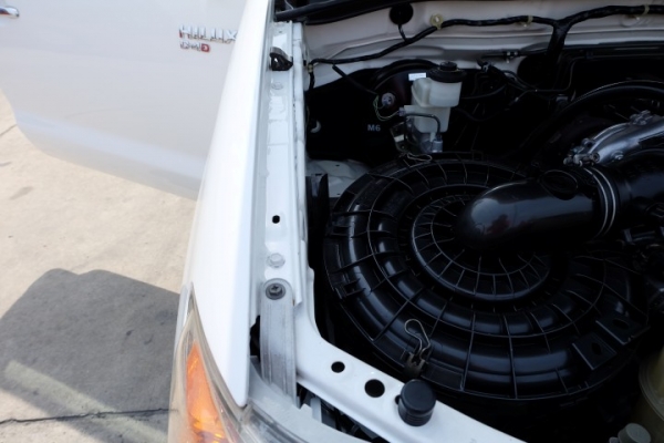 TOYOTA HILUX VIGO 2.5E X-TRA CAB เกียร์ธรรมดา TOYOTA HILUX VIGO 2.5E X-TRA CAB เกียร์ธรรมดา