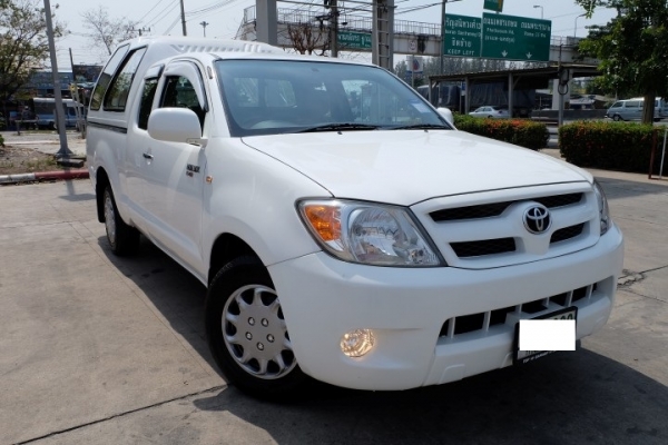 TOYOTA HILUX VIGO 2.5E X-TRA CAB เกียร์ธรรมดา TOYOTA HILUX VIGO 2.5E X-TRA CAB เกียร์ธรรมดา