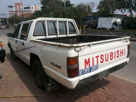 mitsu 4 ประตู ดีเซล พาวเวอร์ แอร์เย็น ทะเบียนพร้อม 65,500 บาท mitsu 4 ประตู ดีเซล พาวเวอร์ แอร์เย็น ทะเบียนพร้อม 65,500 บาท