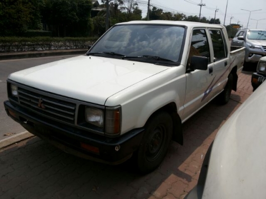 mitsu 4 ประตู ดีเซล พาวเวอร์ แอร์เย็น ทะเบียนพร้อม 65,500 บาท mitsu 4 ประตู ดีเซล พาวเวอร์ แอร์เย็น ทะเบียนพร้อม 65,500 บาท