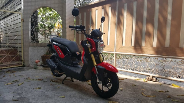 ขออนุญาติขาย HONDA ZOOMER-X 110i สีแดงดำ วิ่ง 9,xxx กิโลเมตร