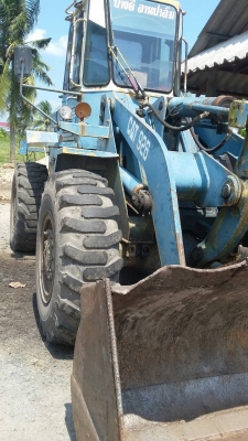 ขายรถตักล้อยาง CAT 926 ราคา 750000