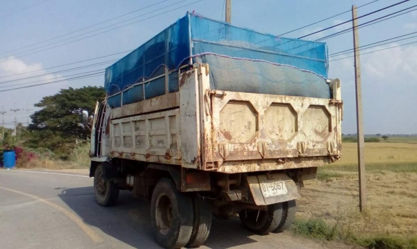 ขายรถ6ล้อ ดั้มร็อกกี้165แรง ยาง900ขอบ20 พร้อมใช้งาน เอกสารพร้อมโอน สนใจโทร 090-8588220คุณนะ 093-3258446คุณบิว หรือเข้าดูสินค้าอื่นๆได้ที่ www.truck.in.th/498 หรือเพจFacebook ณรงค์ ซื้อขายรถมือสอง (เว็บไซต์ส่วนตัว) หรือFacebook คุณนะ รถบรรทุก ขายรถ6ล้อ ดั้มร็อกกี้165แรง ยาง900ขอบ20 พร้อมใช้งาน เอกสารพร้อมโอน สนใจโทร 090-8588220คุณนะ 093-3258446คุณบิว หรือเข้าดูสินค้าอื่นๆได้ที่ www.truck.in.th/498 หรือเพจFacebook ณรงค์ ซื้อขายรถมือสอง (เว็บไซต์ส่วนตัว) หรือFacebook คุณนะ รถบรรทุก