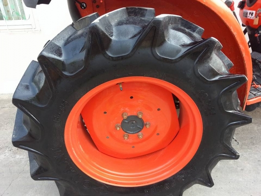 นางฟ้าเกรด AAA คูโบต้า L4708 4 WD 433 ชั่วโมง ตัวเปล่า แน่นๆุกจุด สีเดิมโรงงาน