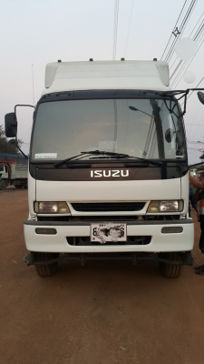 ขายหัวลาก 10 ล้อ 2 เพลา พร้อมหางพื้นเรียบ 3 เพลา อู่.RCK ปี.58 ISUZU 320 ปี.47 ปรายปี รถสวย ยางเต็ม ราคา.1480000 สนใจรีบโทรจองด่วน