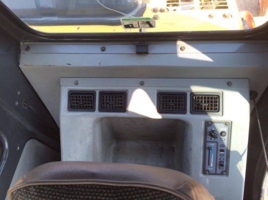 ขายรถแบคโฮ KOMATSU PC100-6 สภาพสวยพร้อมใช้งาน รถนอกนำเข้าจากญี่ปุ่น มีVDOการทำงานครับ