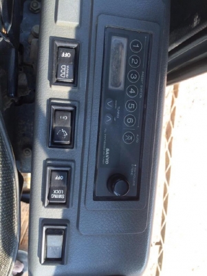 ขายรถแบคโฮ KOMATSU PC100-6 สภาพสวยพร้อมใช้งาน รถนอกนำเข้าจากญี่ปุ่น มีVDOการทำงานครับ