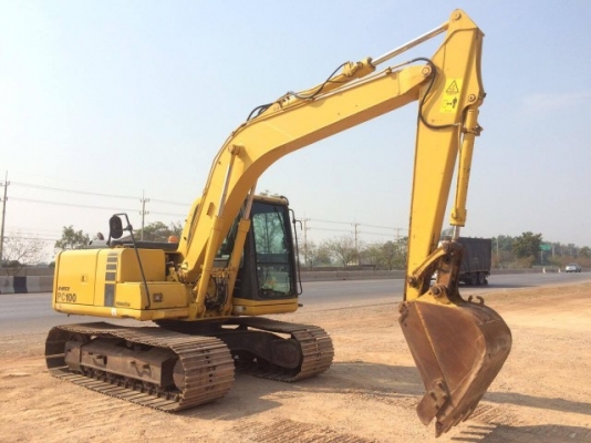 ขายรถแบคโฮ KOMATSU PC100-6 สภาพสวยพร้อมใช้งาน รถนอกนำเข้าจากญี่ปุ่น มีVDOการทำงานครับ