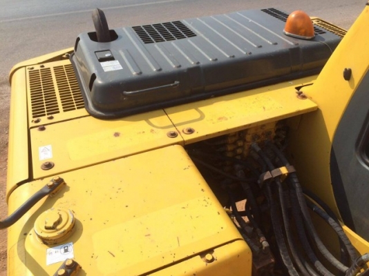 ขายรถแบคโฮ KOMATSU PC100-6 สภาพสวยพร้อมใช้งาน รถนอกนำเข้าจากญี่ปุ่น มีVDOการทำงานครับ