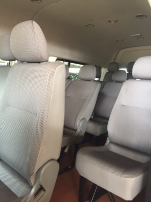 ขาย. Commuter. ปี2010 รถสวยมาก. ออกป้ายแดง. วิ่ง37000km