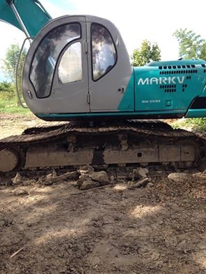 รถแบคโฮ KOBELCO SK200 M5